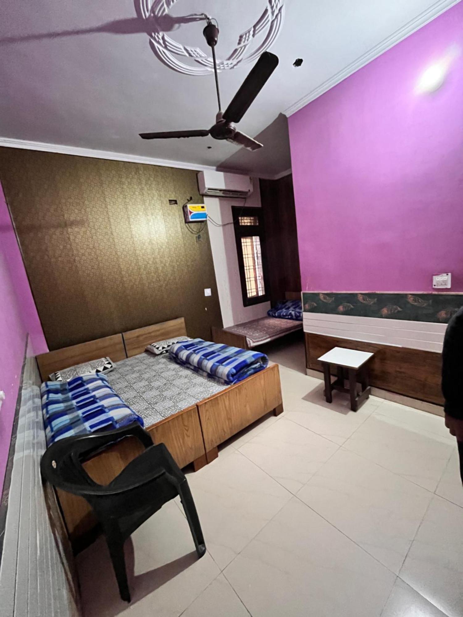 Hotel Pushpanjali Haldwāni Εξωτερικό φωτογραφία