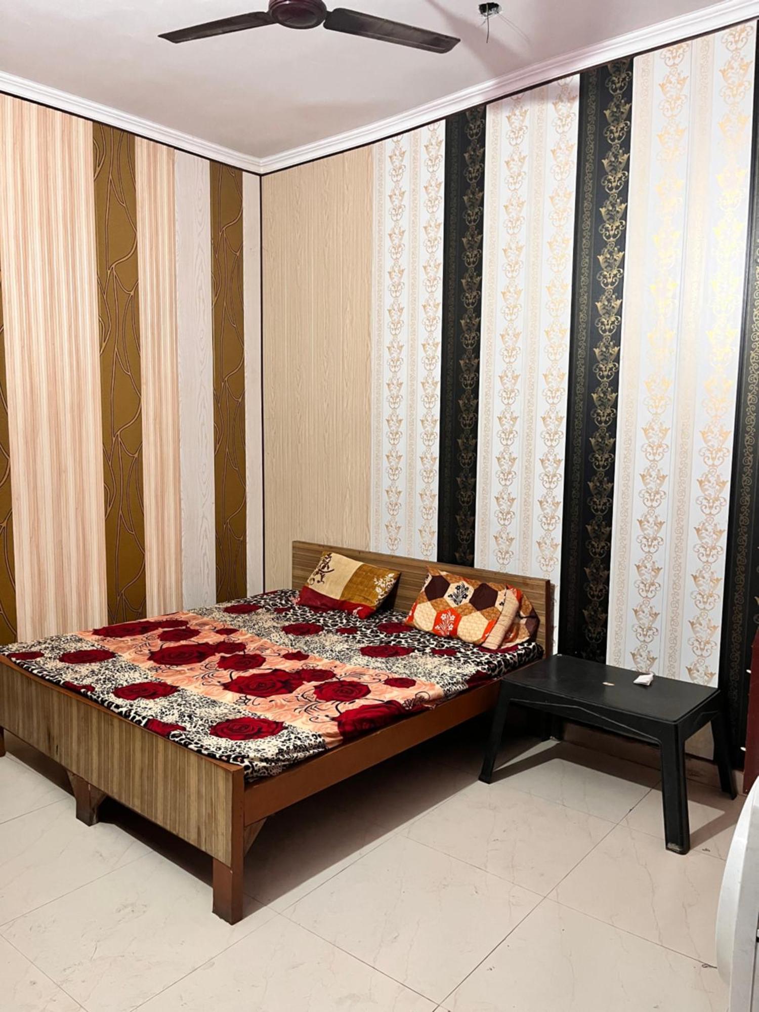 Hotel Pushpanjali Haldwāni Εξωτερικό φωτογραφία
