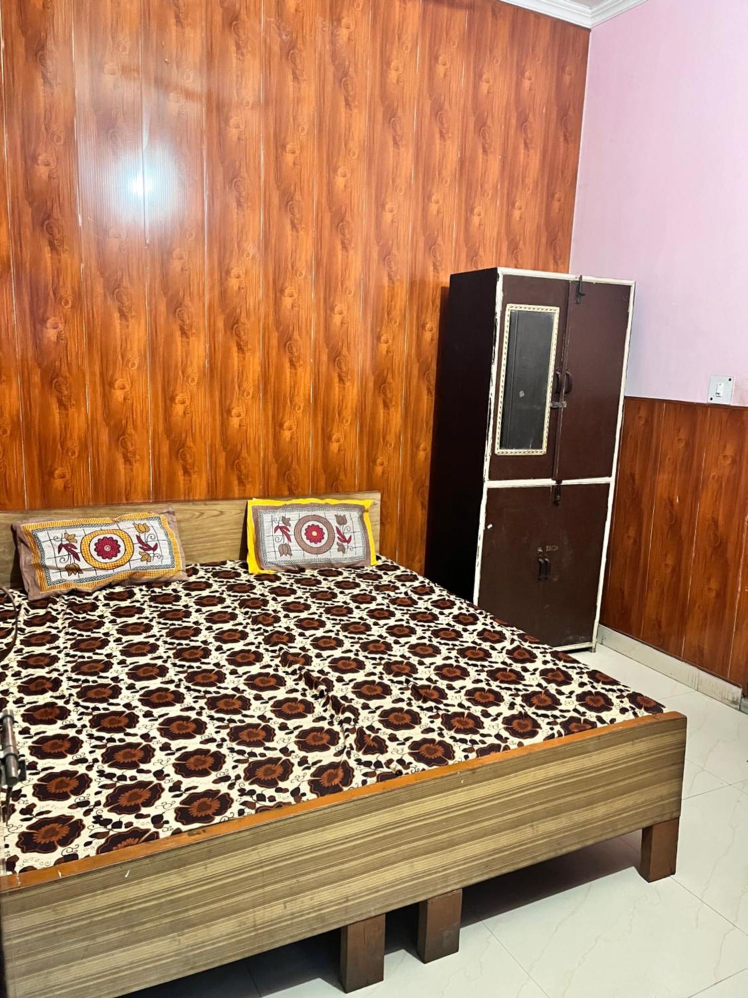 Hotel Pushpanjali Haldwāni Εξωτερικό φωτογραφία