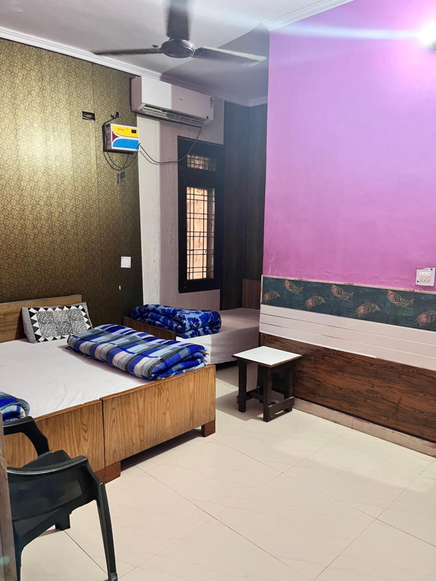 Hotel Pushpanjali Haldwāni Εξωτερικό φωτογραφία